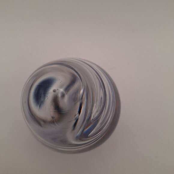 DYNASTY GALLERY HEIRLOOM COLLECTION EGG SHAPED GLASS PAPERWEIGHT COBALT & CLEAR - Picture 6 of 13